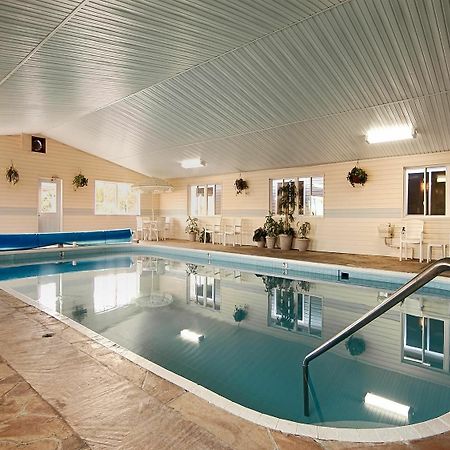 Best Western Of Alpena Bagian luar foto